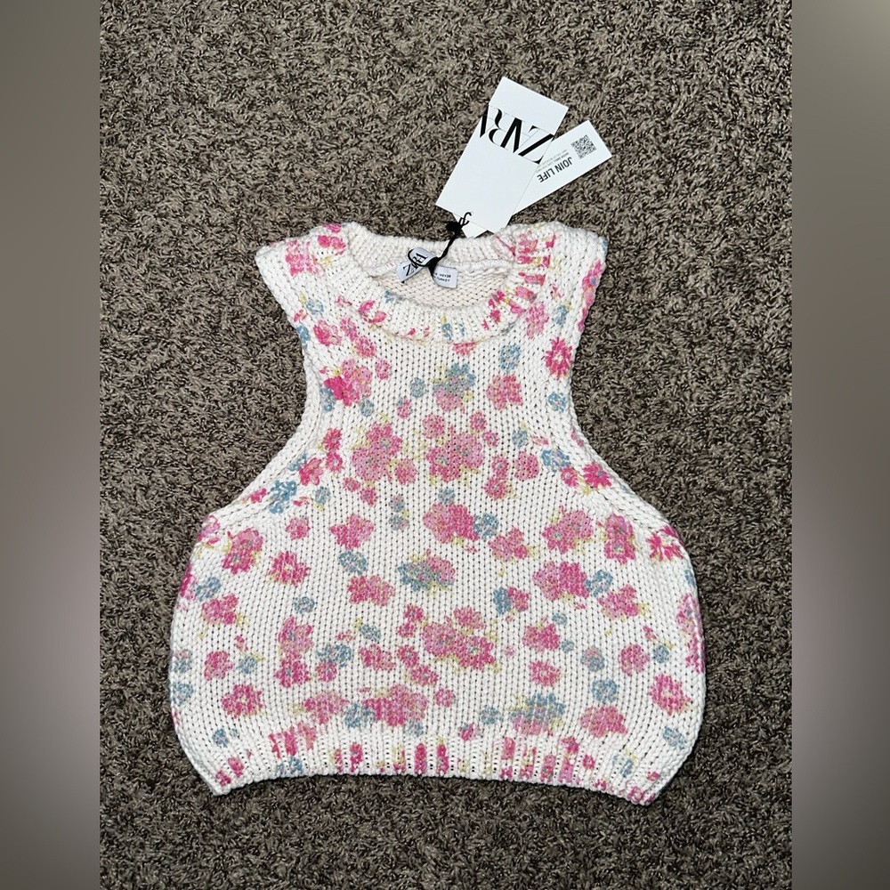 Zara Pink Floral Knit Crop Top